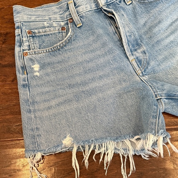 A GOLDE Parker Distressed Denim Women Shorts - Picture 2 of 6